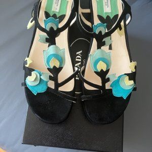 PRADA Suede Strappy Platform Little Heels Sandals.  New with box. Size EUR 37.5